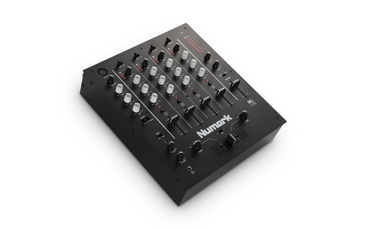 Numark M6